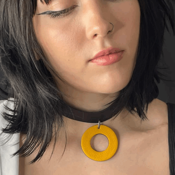 Halsband mit Ring / Gelb-Schwarz